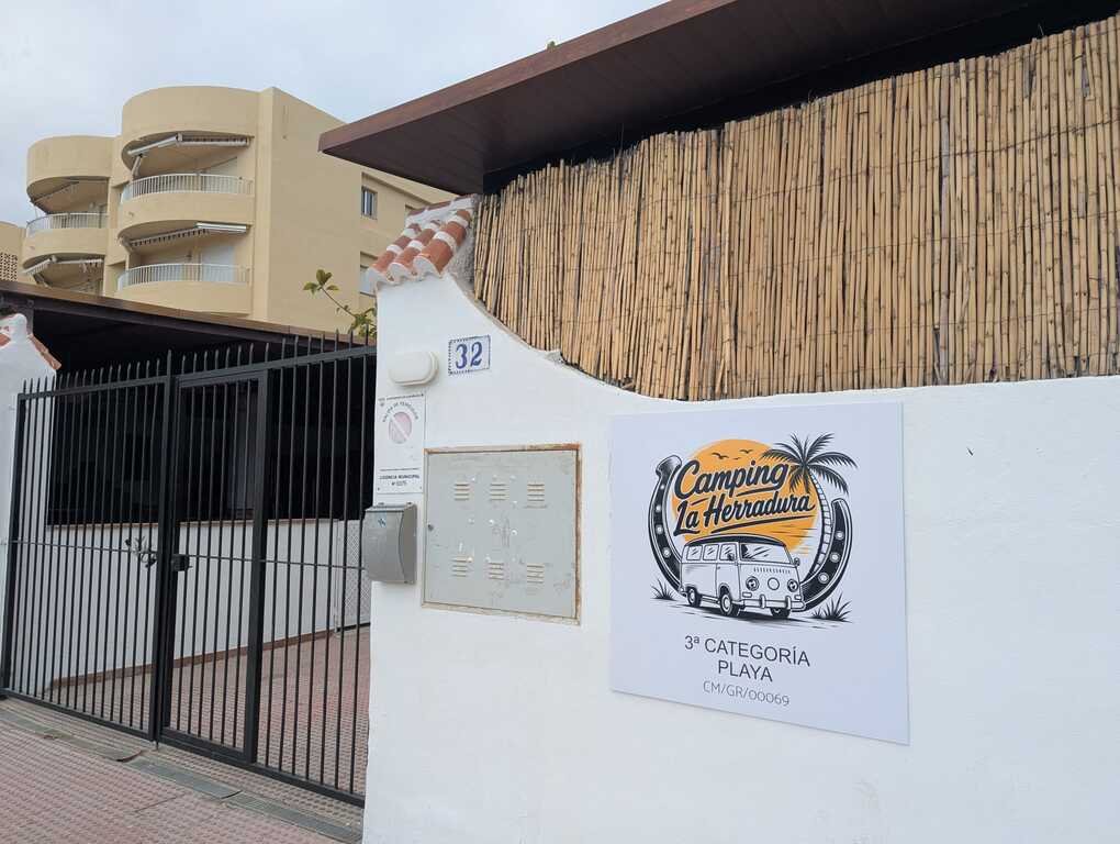 Entrada-nuevo-camping-La-Herradura